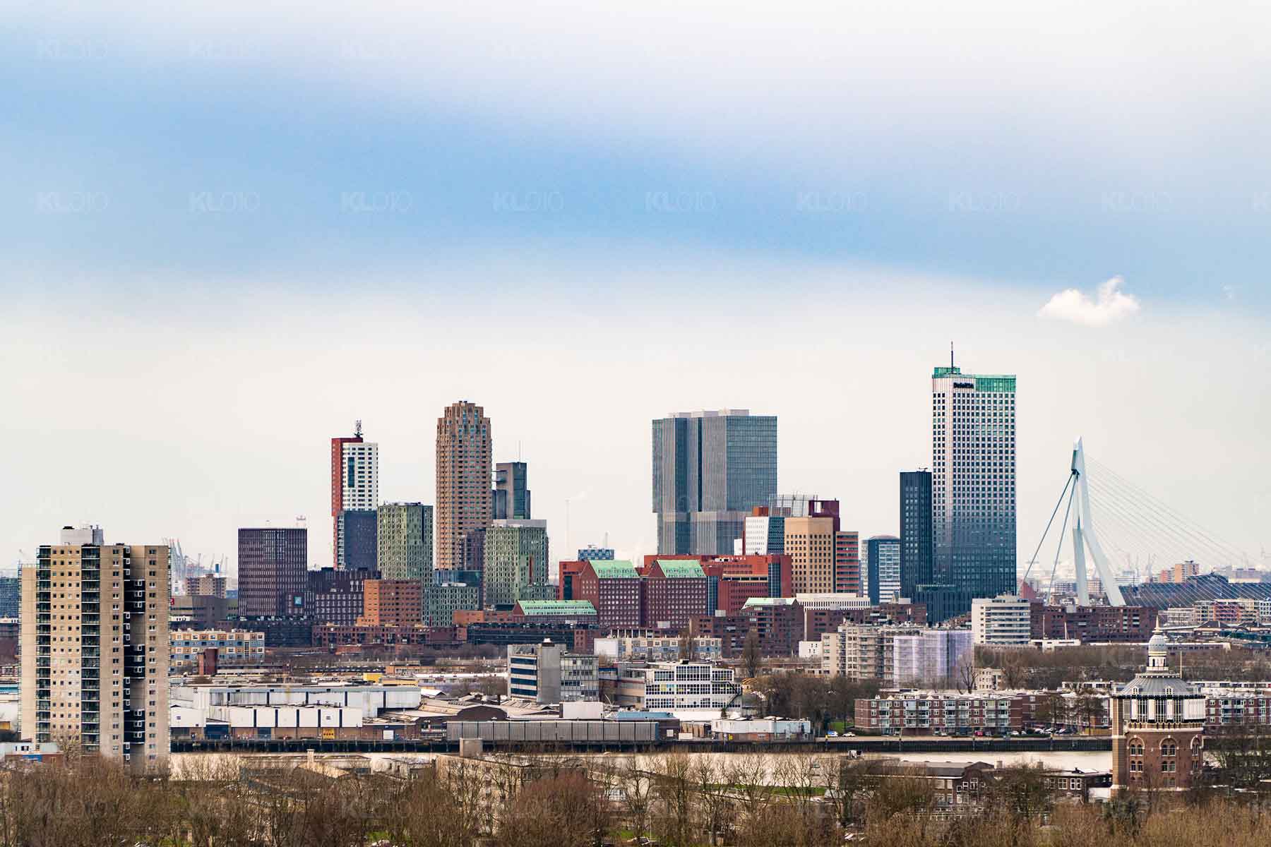 Skyline Rotterdam vanaf Zuid - Foto Skyline Rotterdam