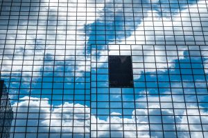 Wolkje in de Poort - Delftse Poort foto
