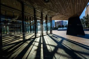 Licht vult de leegte - Rotterdam Centraal Station