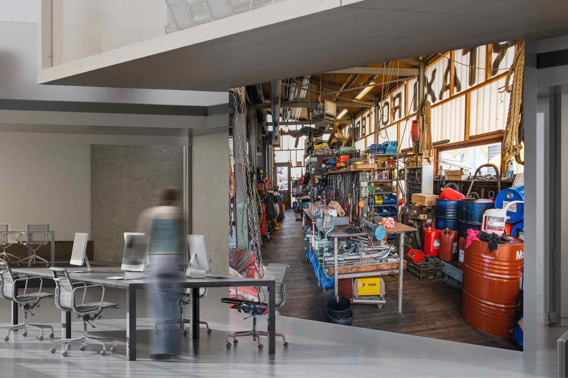 Waar de watertaxi's komen voor een beurtje